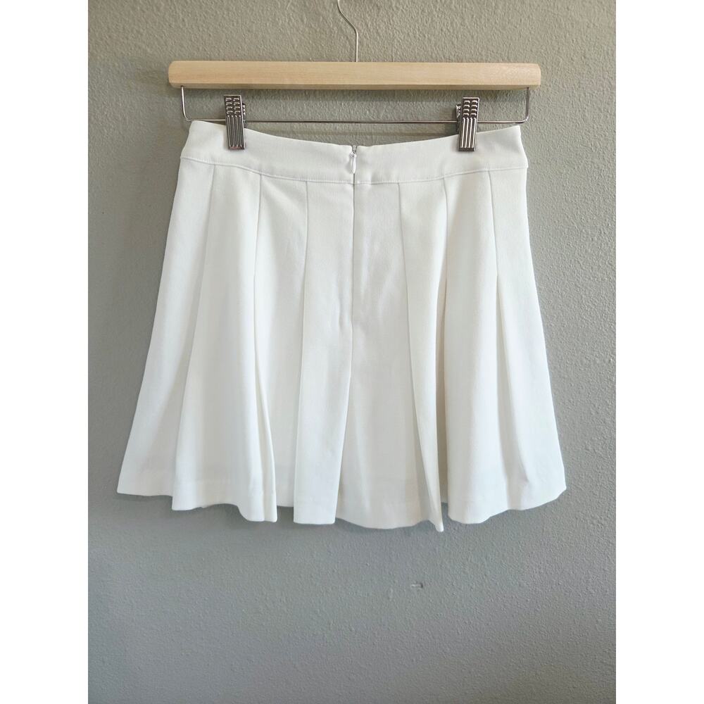 GUESS White Pleated Mini Skirt Size XS - Picture 2 of 8